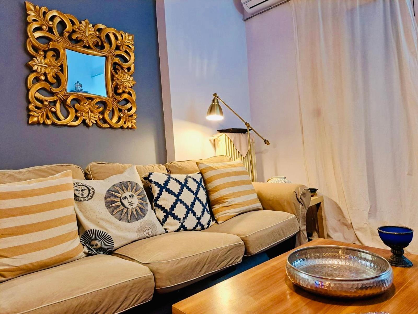 Grand Blue Suite Di Giorgio 10Min From Piraeus Port Dış mekan fotoğraf